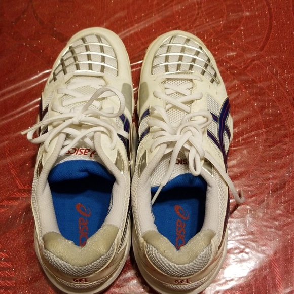 Shoe - Picture 4 of 4